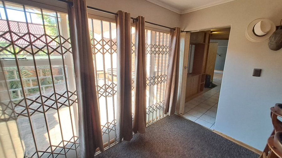 3 Bedroom Property for Sale in Heuwelsig Free State